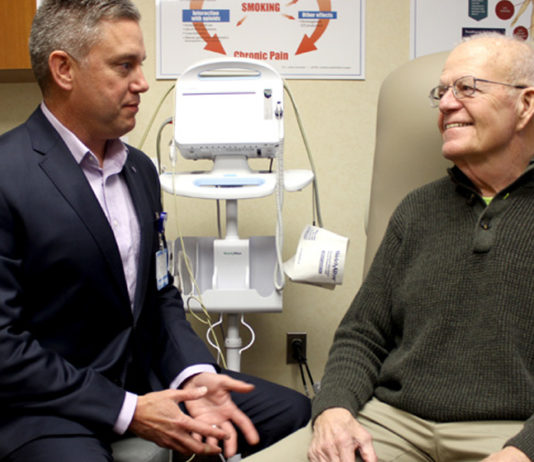 Specialist Provides Options to Patients for Chronic Pain Management Specialist Provides Options To Patients for Chronic Pain Management